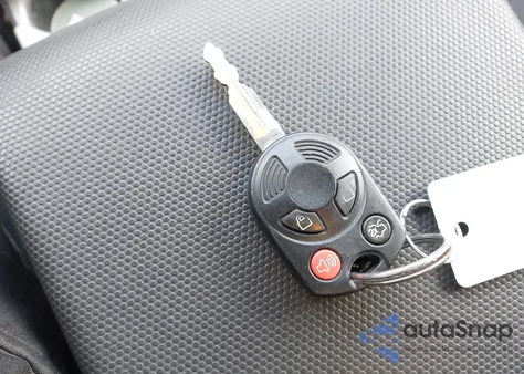 2011 Ford Escape Xlt from USA, damaged, VIN 1FMCU0DG9BKC40319